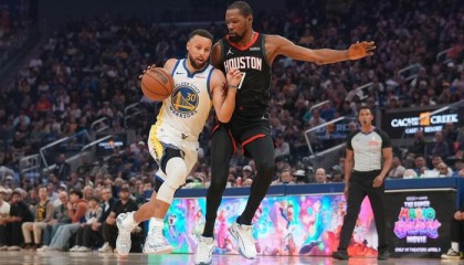 皇冠体育app下载-NBA最后两分钟裁判报告：勇士vs火箭出现3次漏判，2次对勇士不利|斯蒂芬·库里|休斯敦火箭队|金州勇士队|官方|库里_新浪体育_新浪新闻